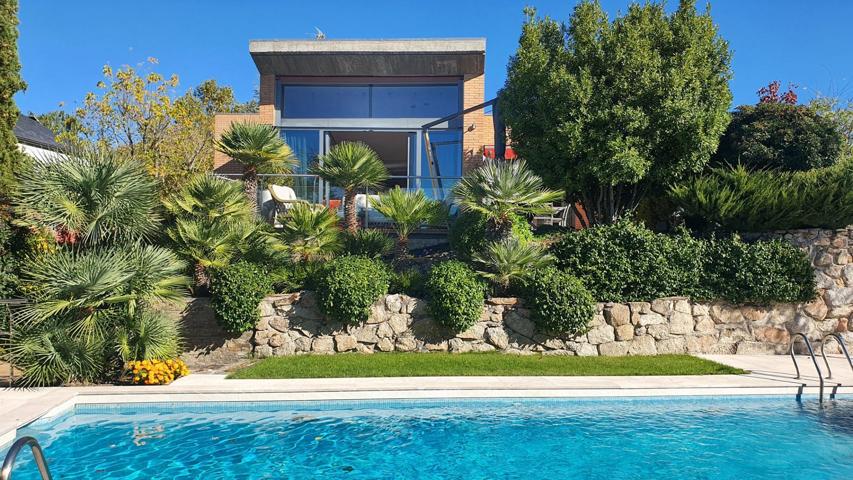 Espectacular Chalet en Hoyo de Manzanares (La Berzosa) photo 0