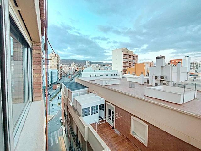 PISO GRANDE 4 HABITACIONES Y 2 BAÑOSS CERCA DEL CENTRO photo 0