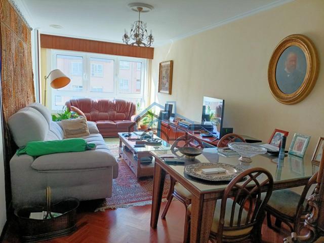 AMPLIO PISO DE 3 DORMITORIOS. photo 0