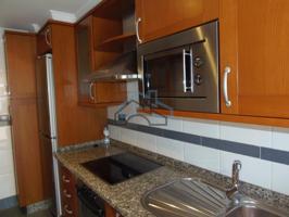 O GRAXAL. AMPLIO PISO DE 3 DORMITORIOS. TODO EXTERIOR. SIN MUEBLES. 2 PLAZAS DE GARAJE. photo 0