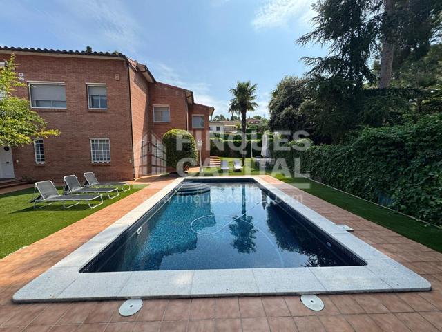 Exclusiva casa con 6 dormitorios en La Móra de Tarragona. photo 0