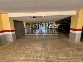 Plaza de aparcamiento en alquiler en el centro de Salou. photo 0