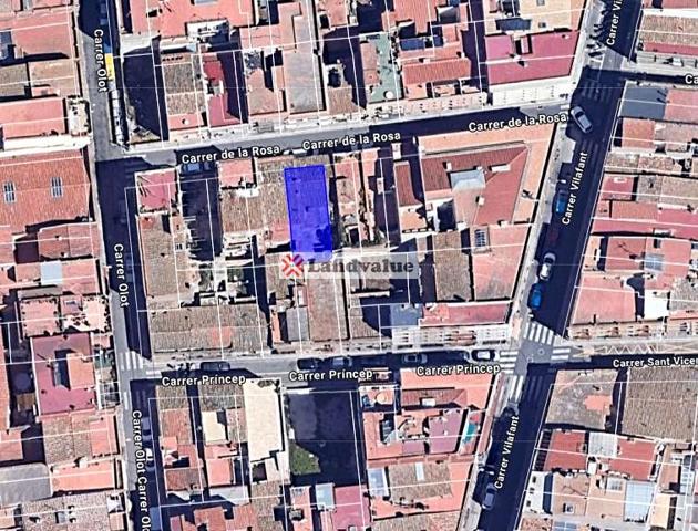 Terreno en venta en FIGUERES de 179 m2 photo 0