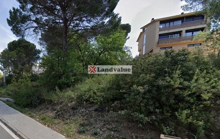 Terreno en venta en Rubí de 594 m2 photo 0