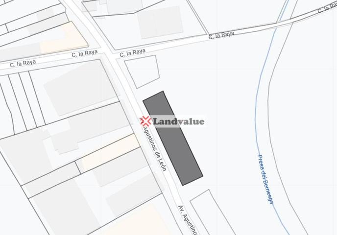 Terreno en venta en León de 1958 m2 photo 0