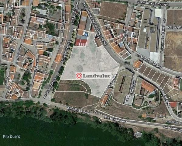 Terreno en venta en Tordesillas de 7197 m2 photo 0