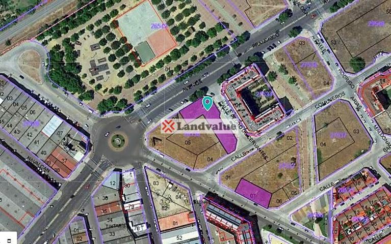 Terreno en venta en Talavera de la Reina de 1088 m2 photo 0