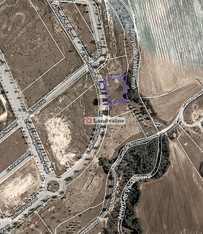 Terreno en venta en Arroyomolinos de 2988 m2 photo 0