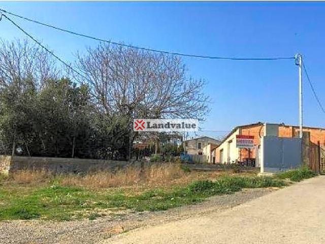 Terreno en venta en SANTA MARGARIDA I ELS MONJOS de 702 m2 photo 0