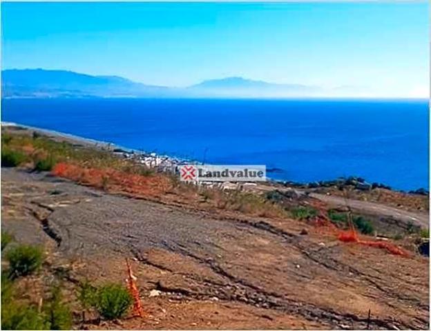 Terreno en venta en Manilva de 1064 m2 photo 0