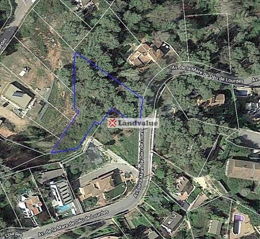 Terreno en venta en CORBERA DE LLOBREGAT de 1693 m2 photo 0