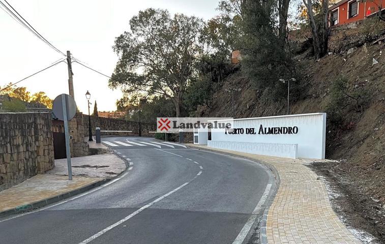 Terreno en venta en Benahavís de 4920 m2 photo 0