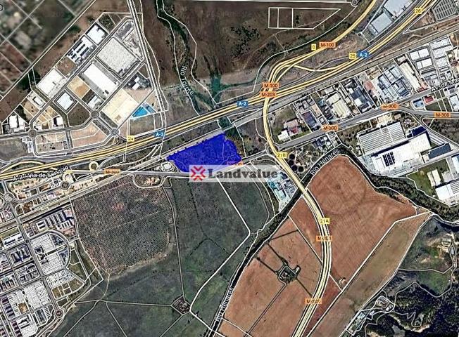 Terreno en venta en Alcalá de Henares de 70400 m2 photo 0
