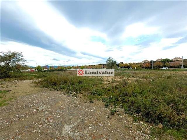 Terreno en venta en Girona de 2950 m2 photo 0