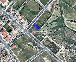 Terreno en venta en Constantí de 292 m2 photo 0