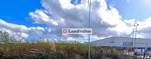 Terreno en venta en Cambre de 8330 m2 photo 0