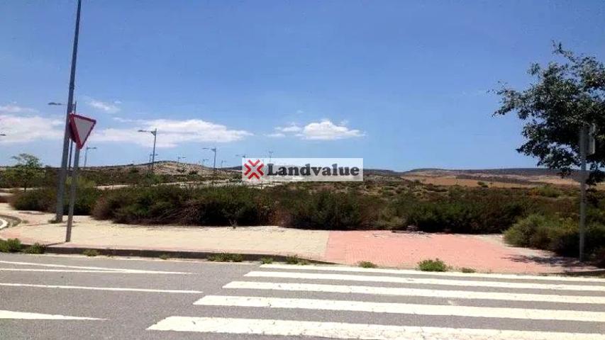 Terreno en venta en Alhendín de 4253 m2 photo 0