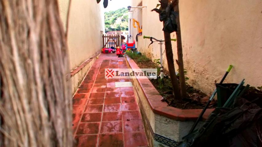 Terreno en venta en Sant Andreu de Llavaneres de 208 m2 photo 0
