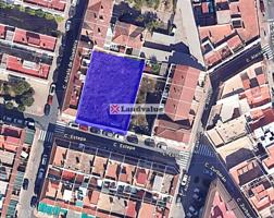 Terreno en venta en Dos Hermanas de 700 m2 photo 0