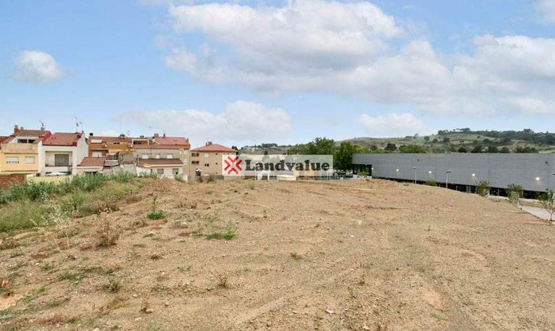 Terreno en venta en Terrassa de 1937 m2 photo 0