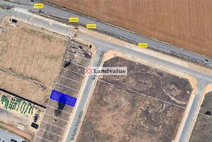 Terreno en venta en ALCALÁ DE GUADAÍRA de 310 m2 photo 0