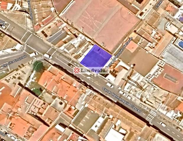 Terreno en venta en Vilafranca del Penedès de 216 m2 photo 0
