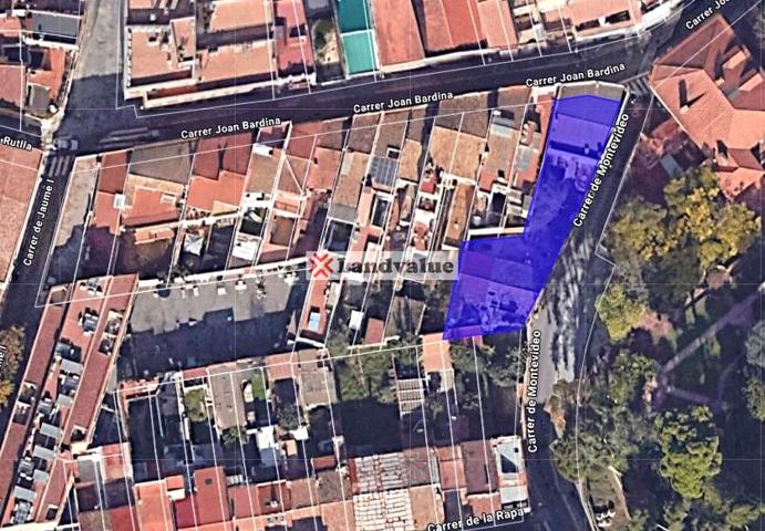 Terreno en venta en Sant Boi de Llobregat de 439 m2 photo 0