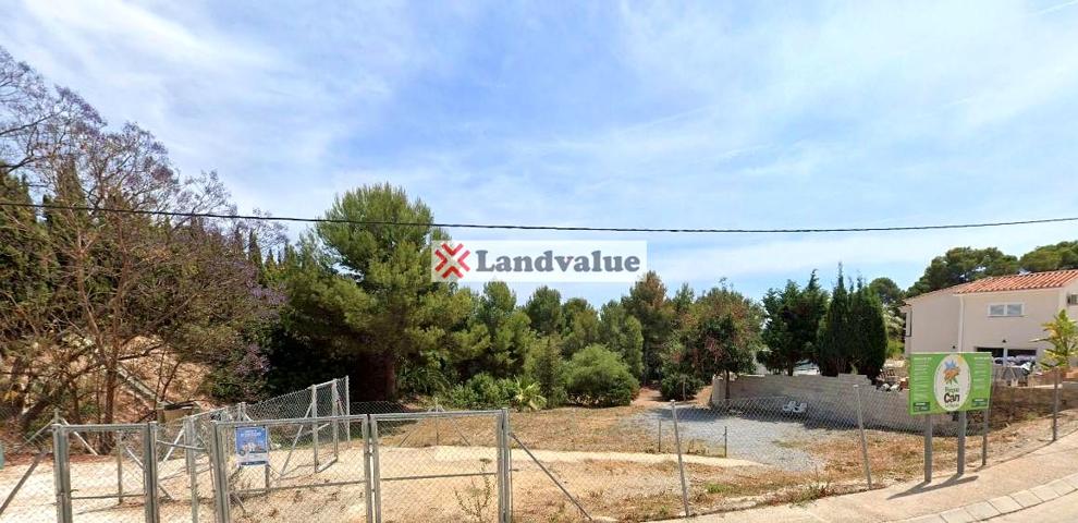 Terreno en venta en La Nucia de 1050 m2 photo 0