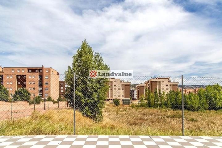 Terreno en venta en Cuenca de 7770 m2 photo 0