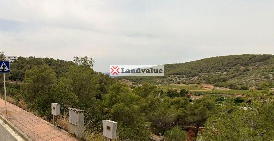 Terreno en venta en Sant Pere de Ribes de 403 m2 photo 0