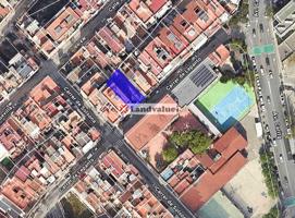 Terreno en venta en Badalona de 260 m2 photo 0