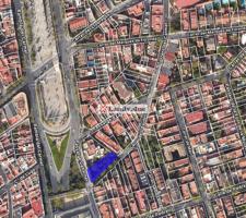 Terreno en venta en Barcelona de 661 m2 photo 0