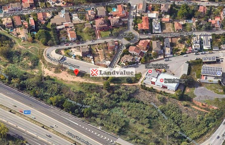 Terreno en venta en Rubí de 2410 m2 photo 0