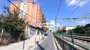Terreno en venta en Cerdanyola del Vallès de 265 m2 photo 0
