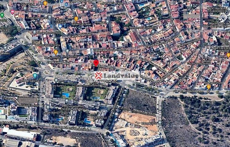 Terreno en venta en Sant Pere de Ribes de 274 m2 photo 0