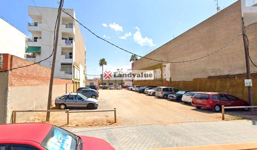 Terreno en venta en NULES de 758 m2 photo 0