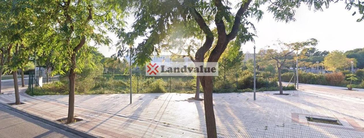 Terreno en venta en Constantí de 457 m2 photo 0
