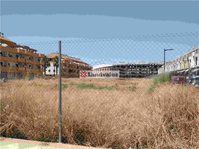 Terreno en venta en Atarfe de 4636 m2 photo 0