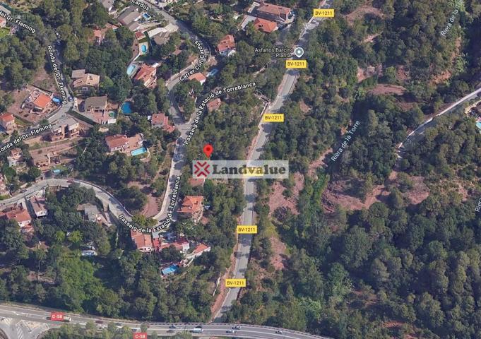 Terreno en venta en Vacarisses de 1015 m2 photo 0