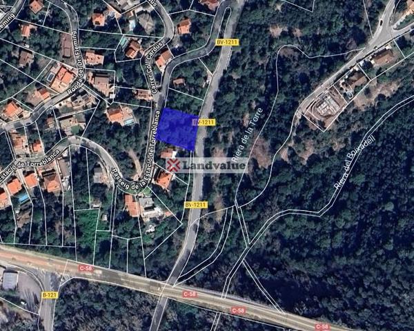 Terreno en venta en Vacarisses de 1015 m2 photo 0