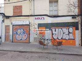 Terreno en venta en Terrassa de 123 m2 photo 0
