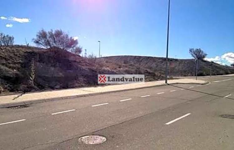 Terreno en venta en Valdemoro de 9411 m2 photo 0