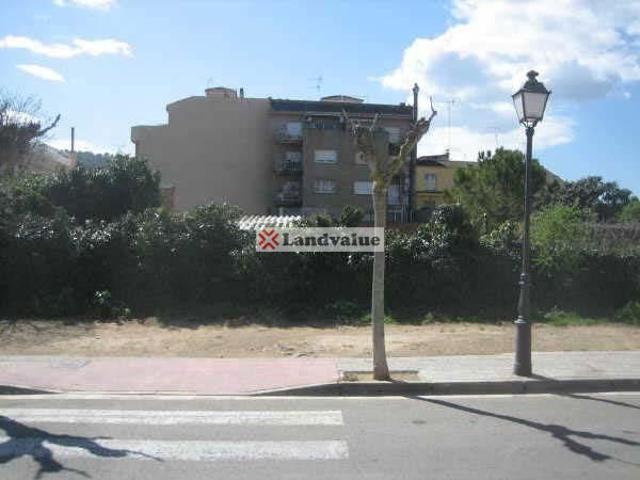 Terreno en venta en SANT MARTÍ SARROCA de 192 m2 photo 0