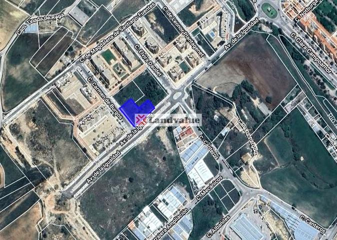 Terreno en venta en Cuenca de 2247 m2 photo 0