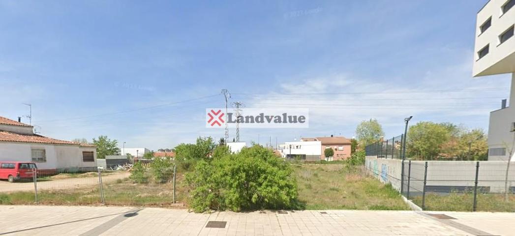 Terreno en venta en VALLADOLID de 1212 m2 photo 0