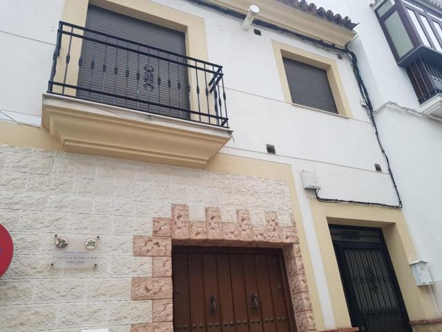Piso en venta en Baena de 93 m2 photo 0