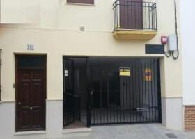 Garaje en Cañete de las Torres photo 0