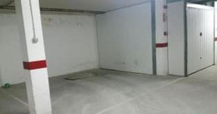 Garaje en Cañete de las Torres photo 0