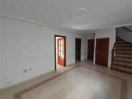 Piso en Linares photo 0