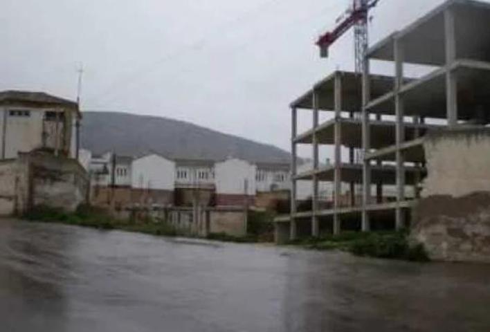 Edificio en Mancha Real photo 0